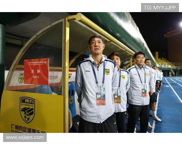 广州足球队战术转换的利弊分析与未来发展方向探讨 广州足球队战术转换的利弊分析与未来发展方向探讨